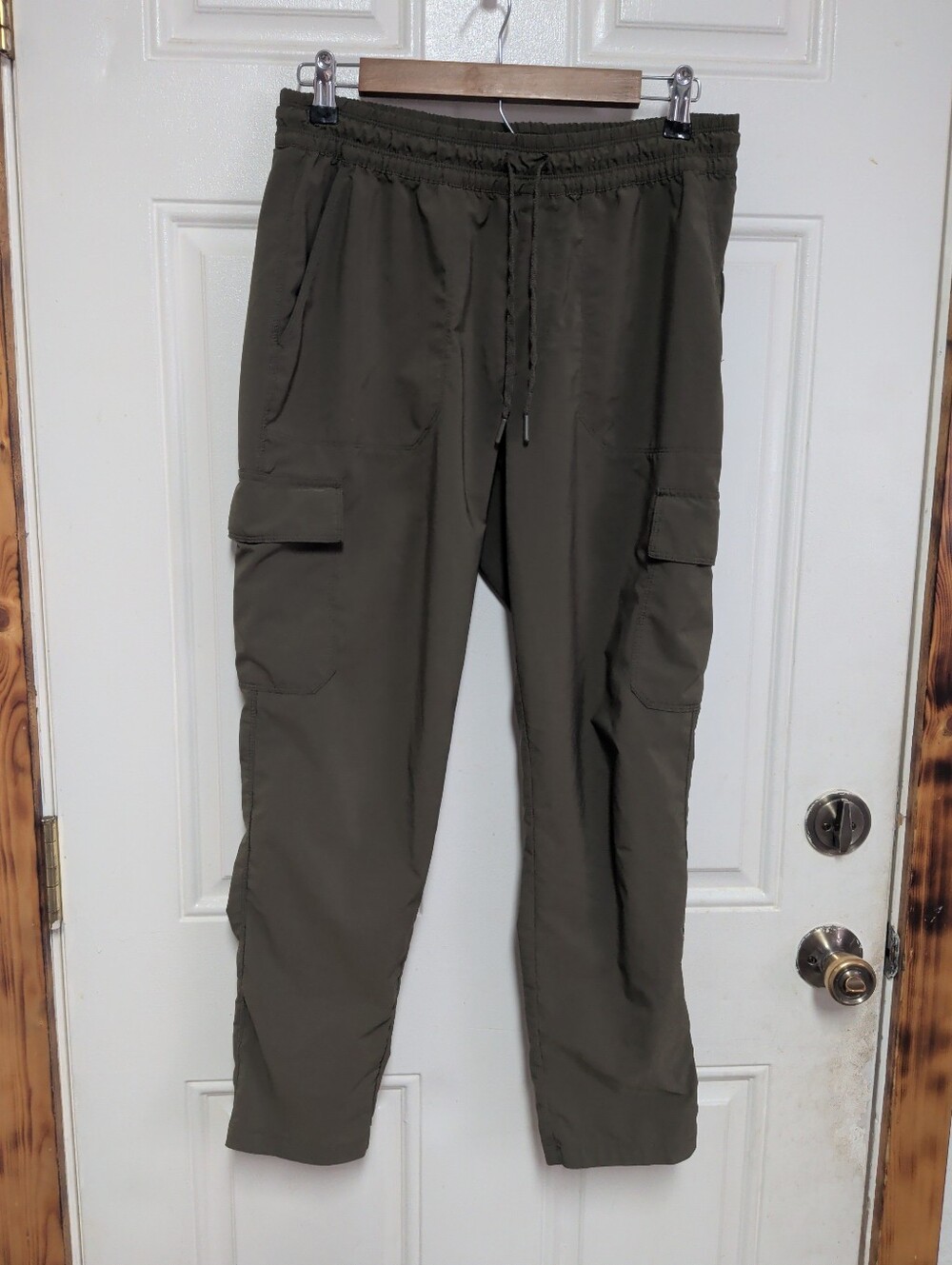 The North Face Women's Medium  Olive Green Never Stop Wearing Cargo Pant Hiking